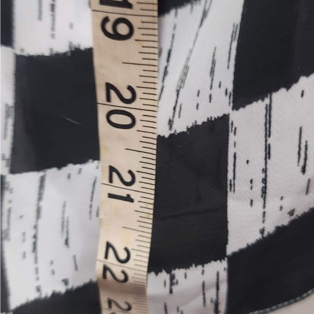Checkered top - Picture 2 of 8